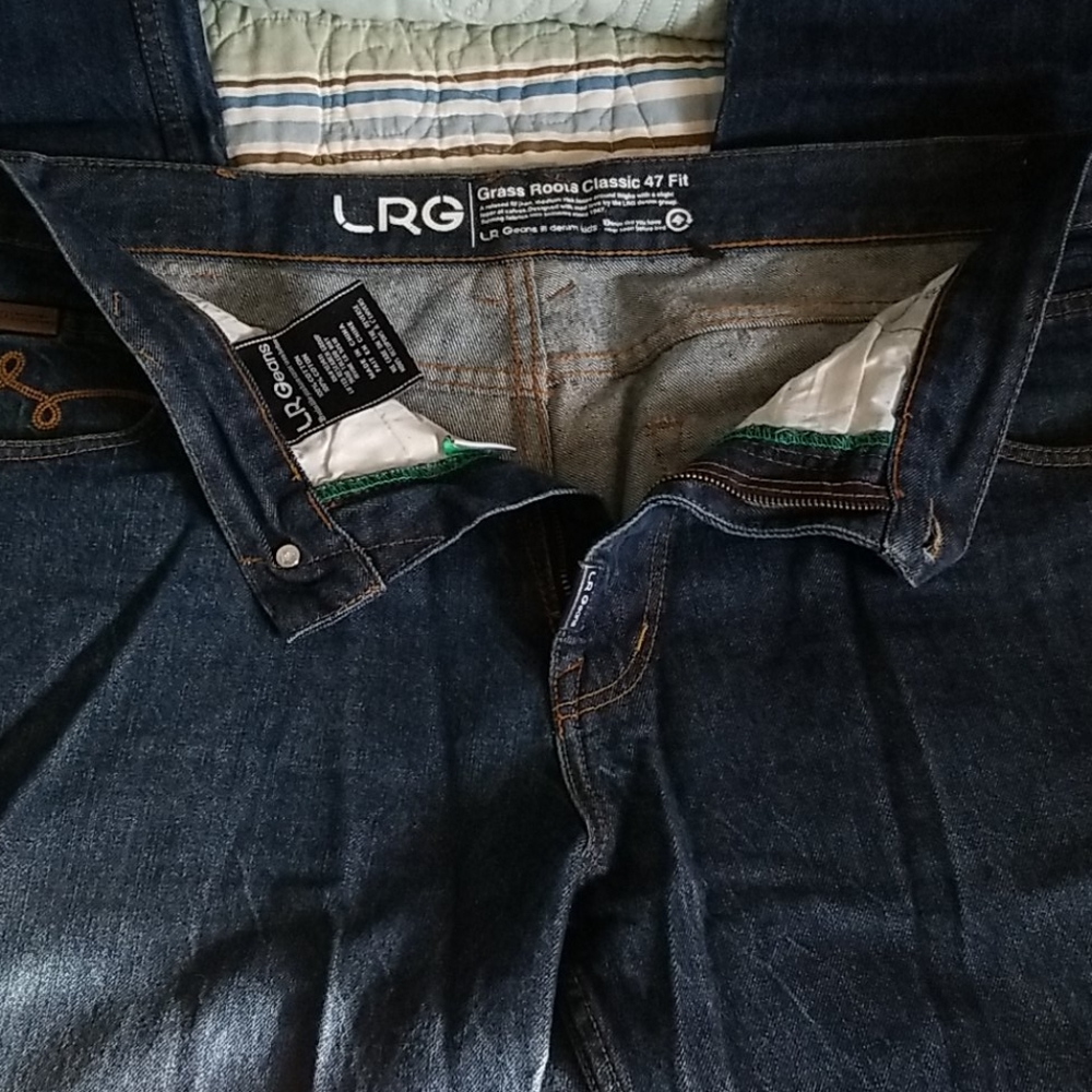 Men's LRG medium wash jeans